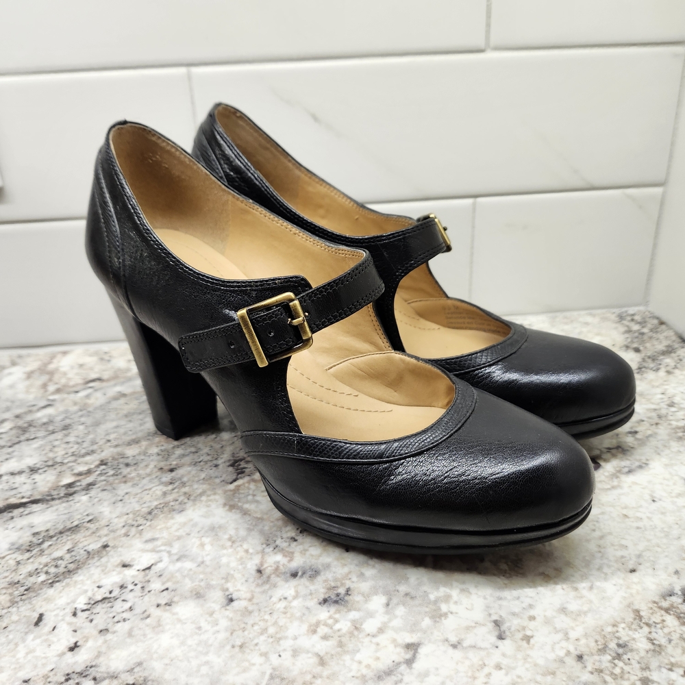 Black Leather Mary Jane Heels